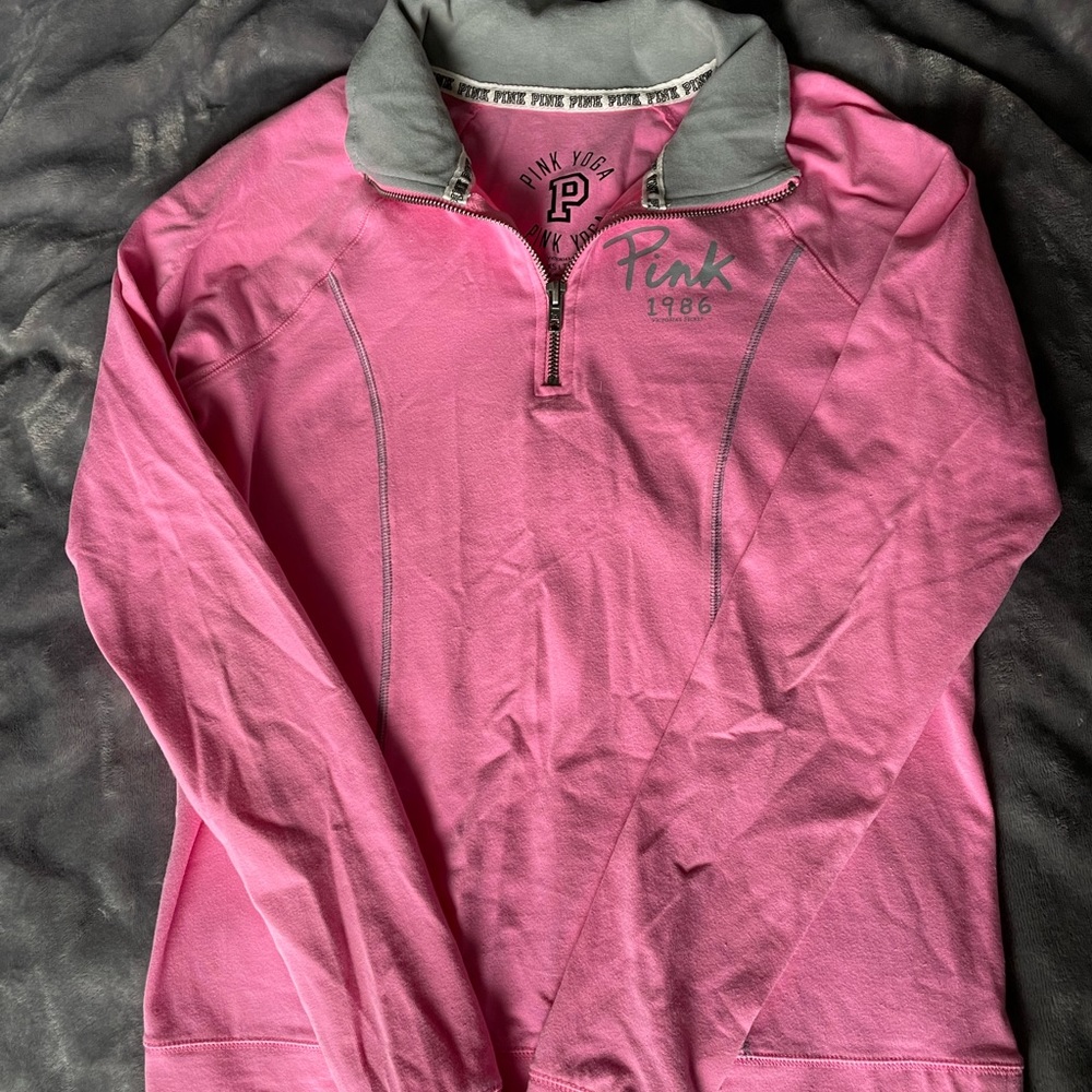 PINK Victoria’s Secret athletic half zip XS
